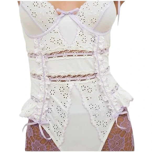 For Love and Lemons Daisy Eyelet Embroidered Bodysuit White and Lavender 36C NWT - Picture 3 of 6